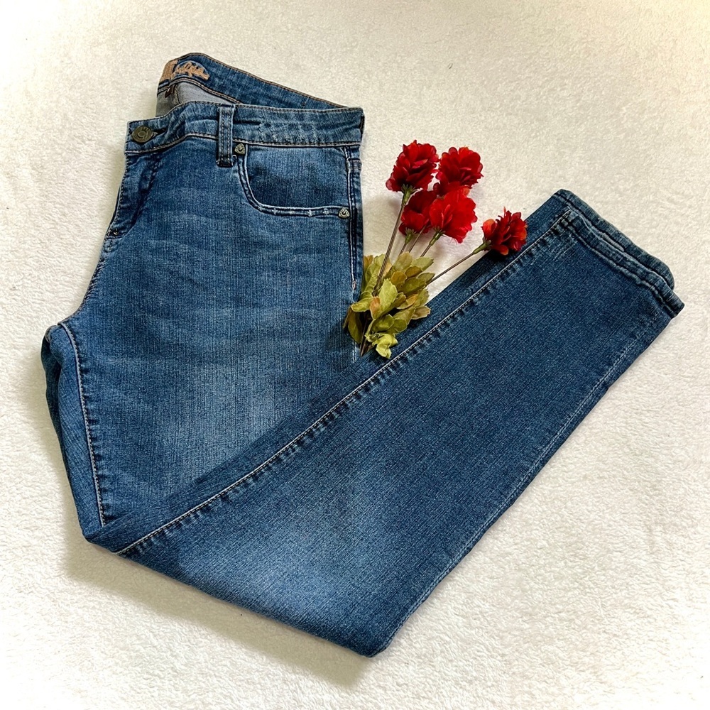 Kut From The Kloth Katy Boyfriend Jean - Size 8 (32")